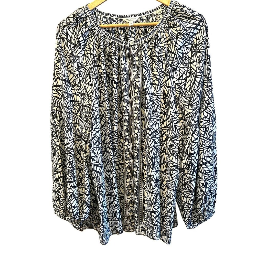 Max Studio Plus Size Black White Geometric Print Pull Over Blouse Size 2X NWOT